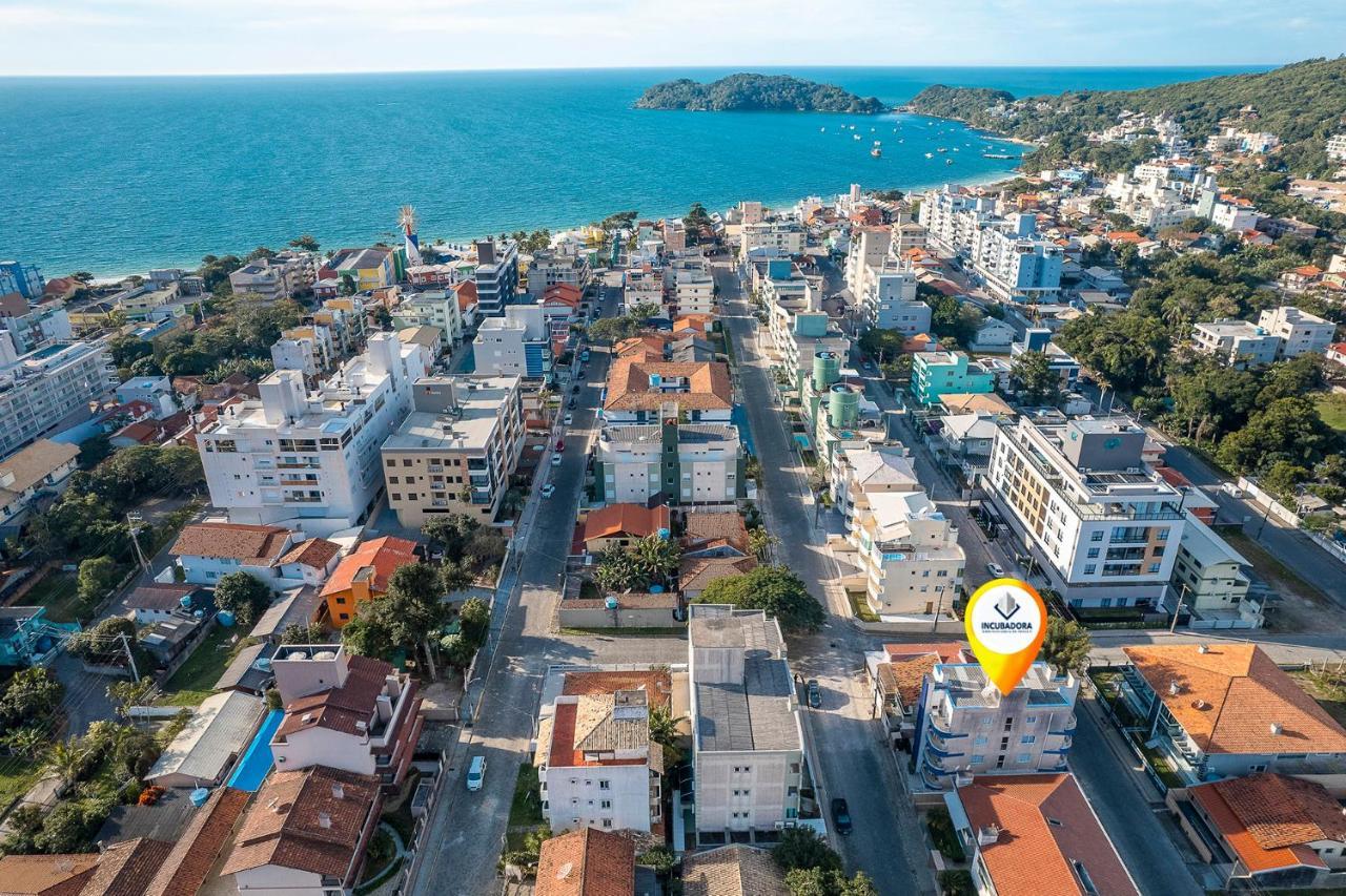Residencial Edite No Centro De Bombinha Bombinhas Esterno foto