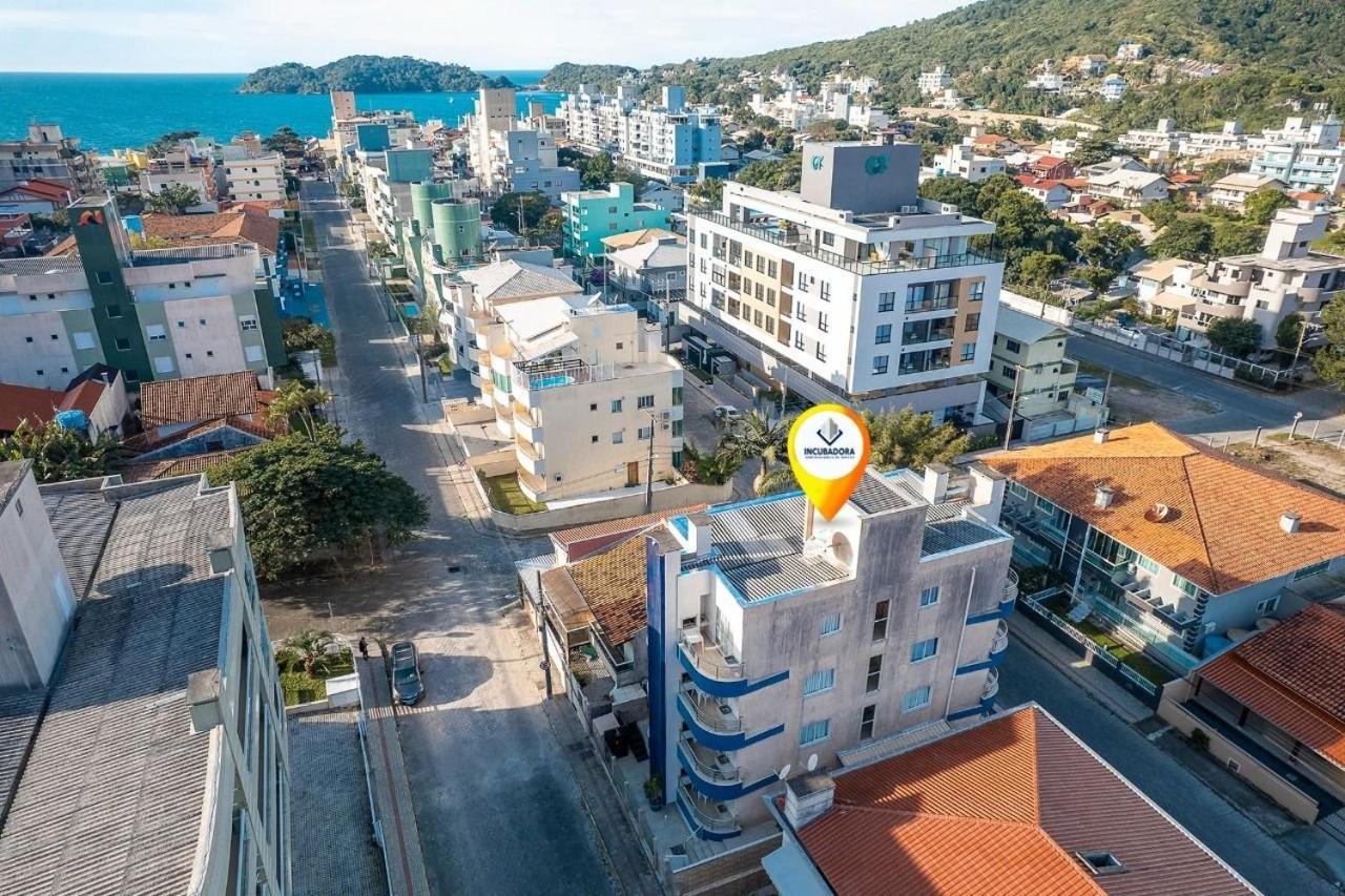Residencial Edite No Centro De Bombinha Bombinhas Esterno foto