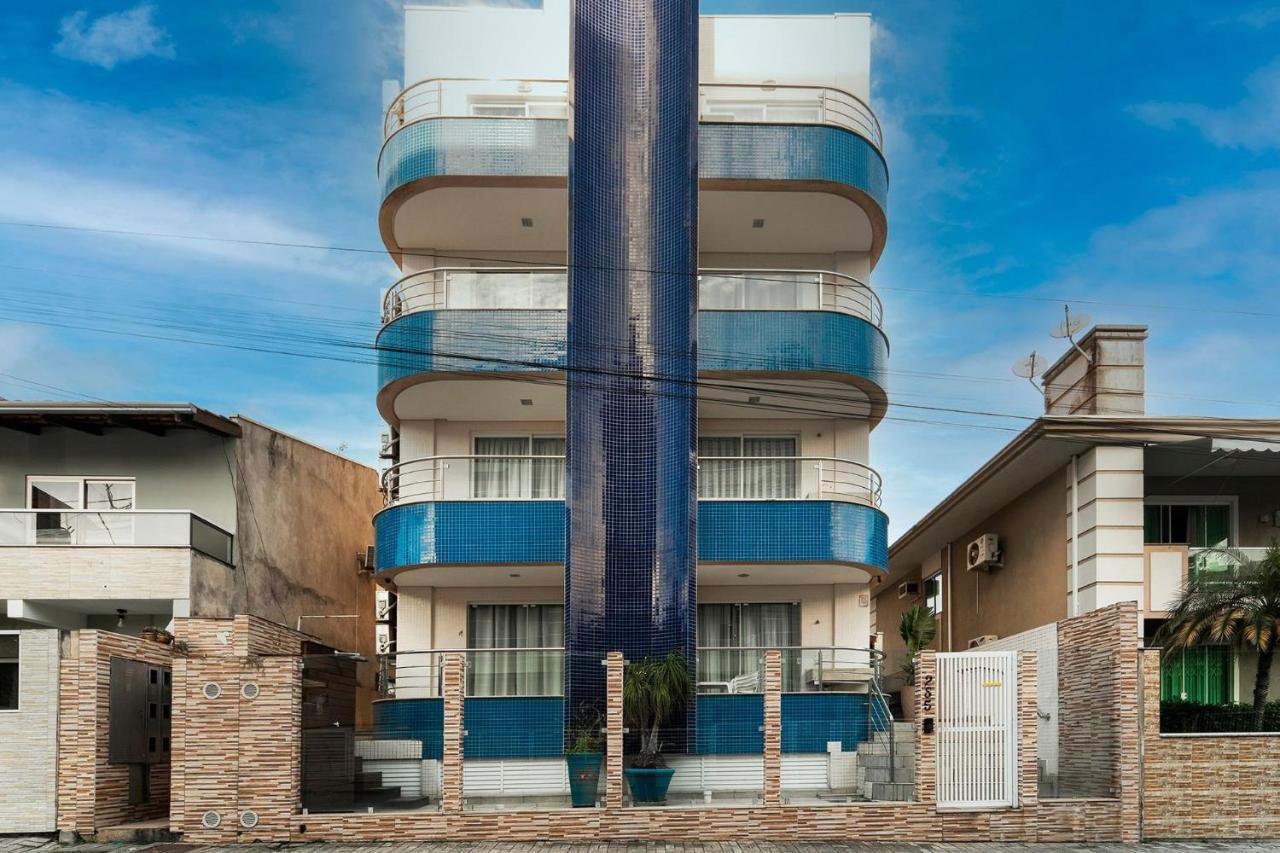 Residencial Edite No Centro De Bombinha Bombinhas Esterno foto